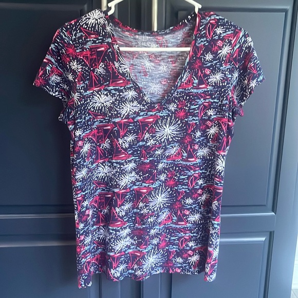 Lilly Pulitzer Sparks Fly Shirt Small - Picture 1 of 4